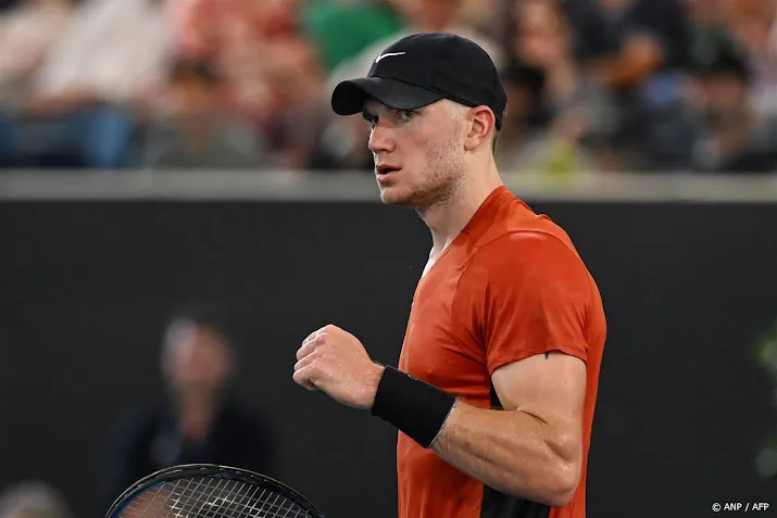 tennisser draper in adelaide zege verwijderd van eerste titel