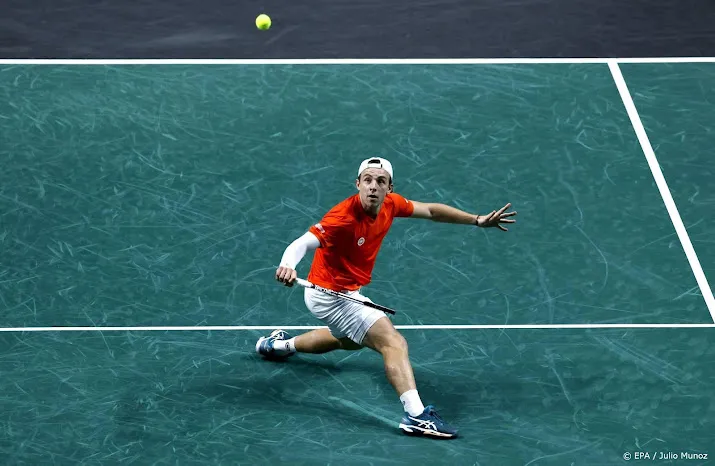 tennisser griekspoor breekt met zijn coach sluiter