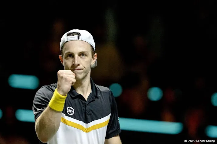 tennisser griekspoor gaat voor plek in finale ahoy