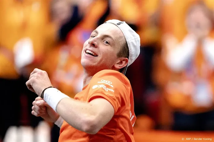 tennisser griekspoor zakt na week rust naar 61e plaats