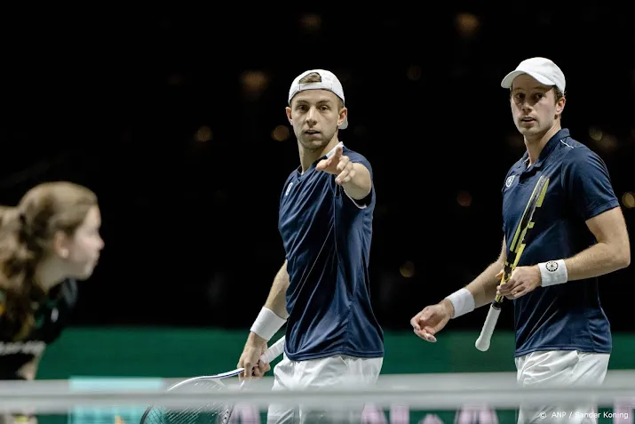 tennisser koolhof opent atp toernooi rotterdam met zege in dubbel