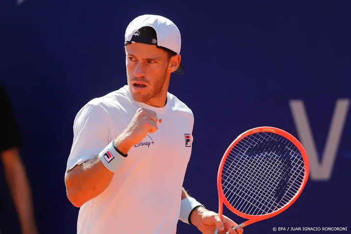 tennisser schwartzman maakt favorietenrol waar in buenos aires
