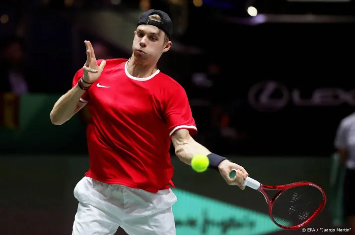 tennisser shapovalov pleit voor een wereldkampioenschap