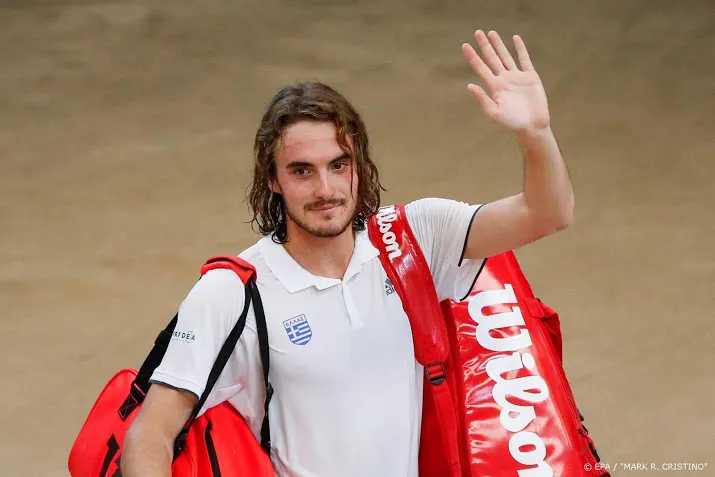 tennisser tsitsipas planeet krijgt weer adem