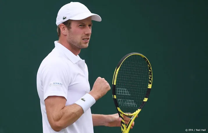 tennisser van de zandschulp in halve finales dutch open