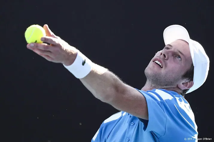 tennisser van de zandschulp in margaret court arena tegen medvedev