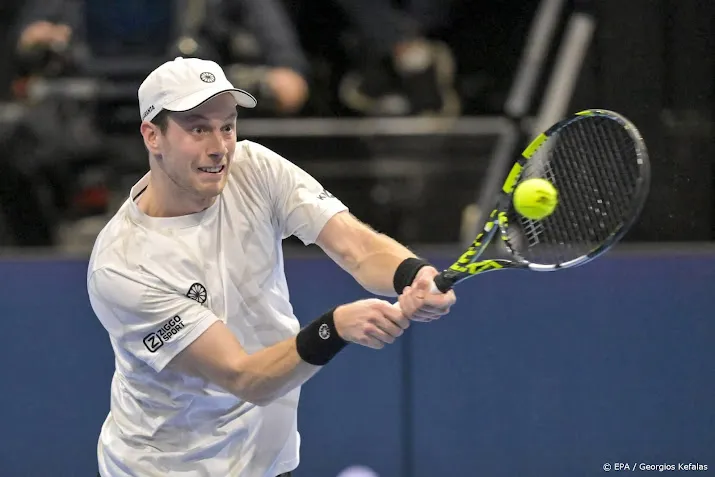 tennisser van de zandschulp kan niet stunten tegen alcaraz