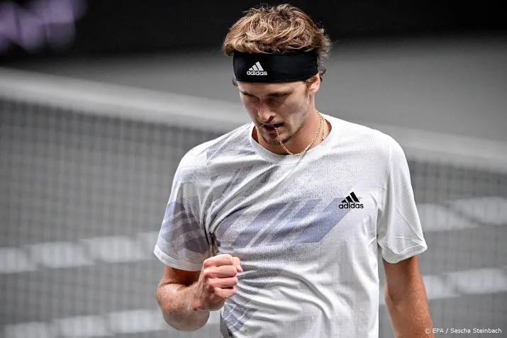 tennisser zverev boekt zevende opeenvolgende zege in keulen