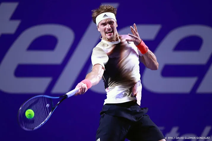 tennisser zverev wint pas om 05 00 uur s nachts in acapulco