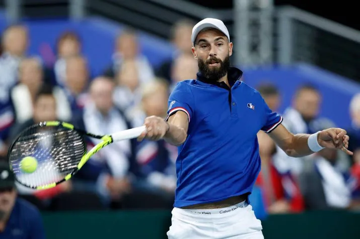 tennissers dichtbij nieuwe frankrijk kroatie