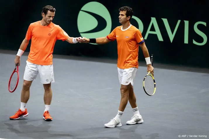 tennissers op achterstand in daviscup na verlies koolhof rojer