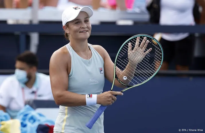 tennisster bardosa stunt met zege op barty in charleston