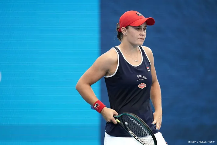 tennisster barty laat zich verrassen in brisbane