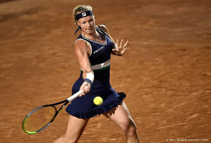 tennisster bertens traint na opgave alweer in parijs
