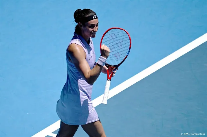 tennisster garcia na moeizame zege naar derde ronde in melbourne