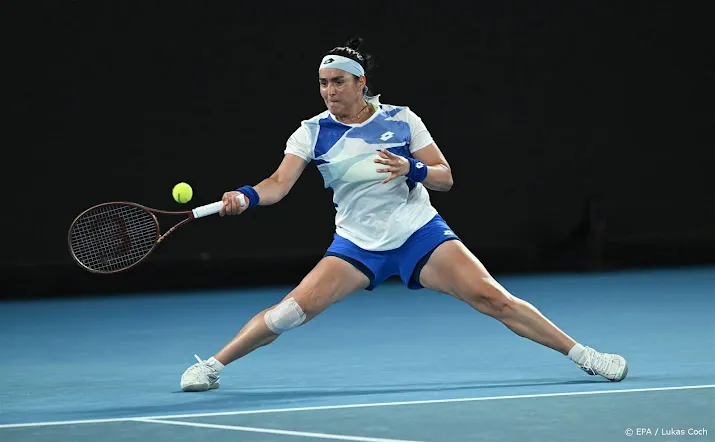 tennisster jabeur mist toernooien doha en dubai door operatie