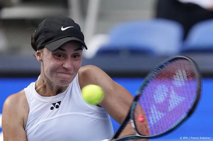 tennisster kalinina brengt oekraine op voorsprong met zege op rus