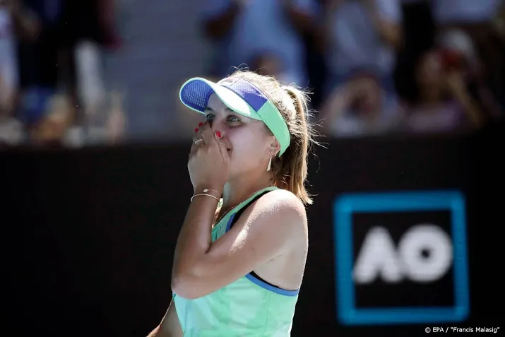 tennisster kenin houdt barty uit finale op australian open