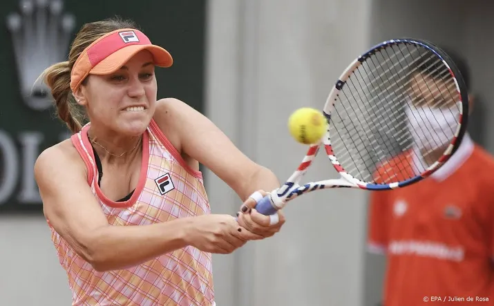 tennisster kenin na moeizame partij door naar tweede ronde