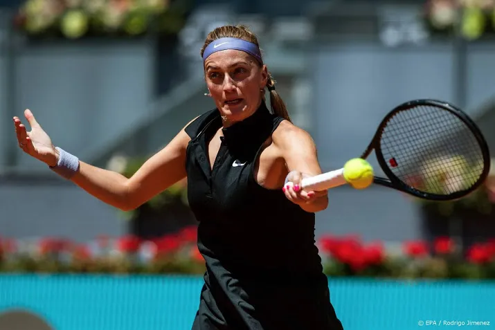 tennisster kvitova haakt af in parijs door enkelblessure