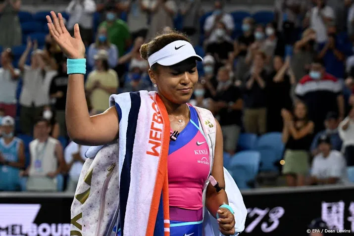 tennisster osaka verslaat stephens in winderig indian wells