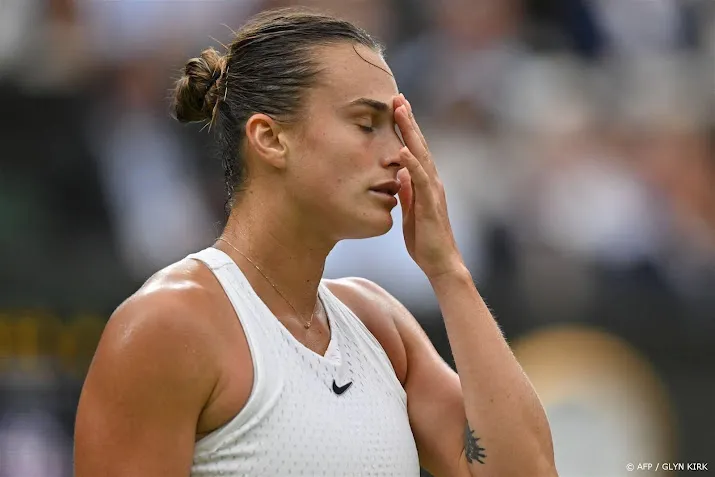 tennisster samsonova verrast in montreal tegen sabalenka
