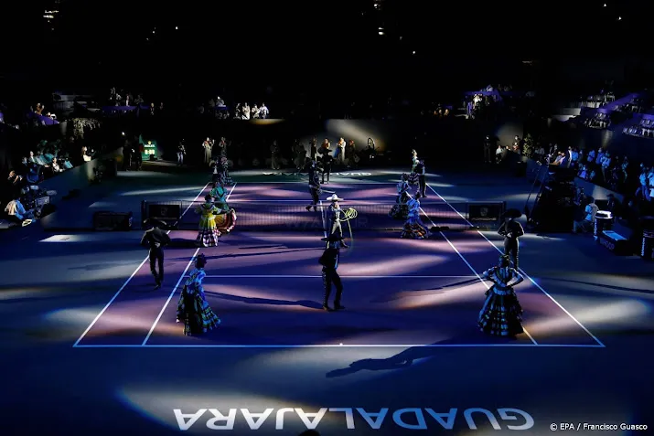 tennisster schuurs begint wta finals met winst in dubbelspel