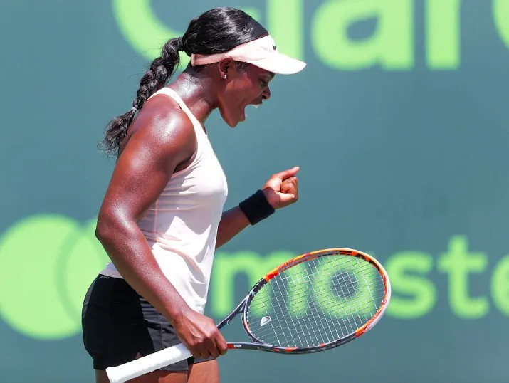 tennisster stephens naar finale in miami
