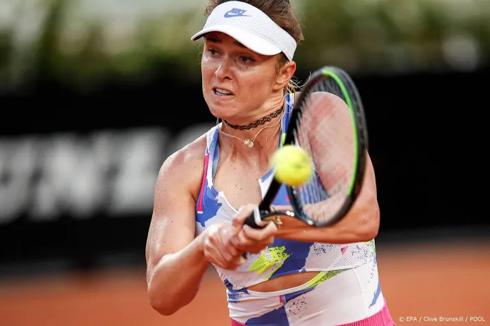 tennisster svitolina met toernooizege straatsburg naar parijs