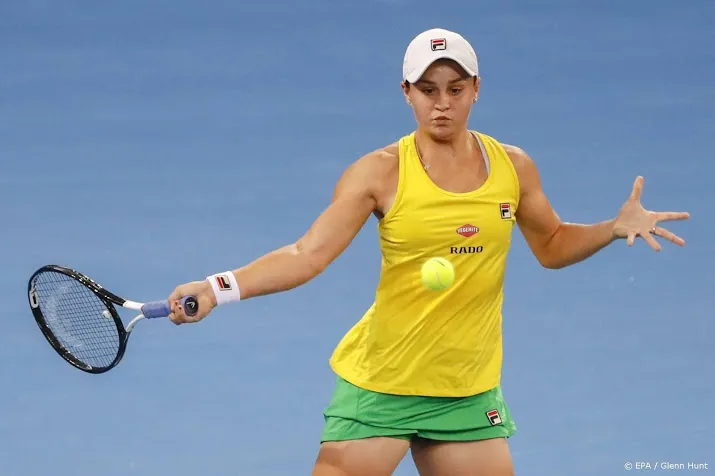tennissters australie en wit rusland gelijk op