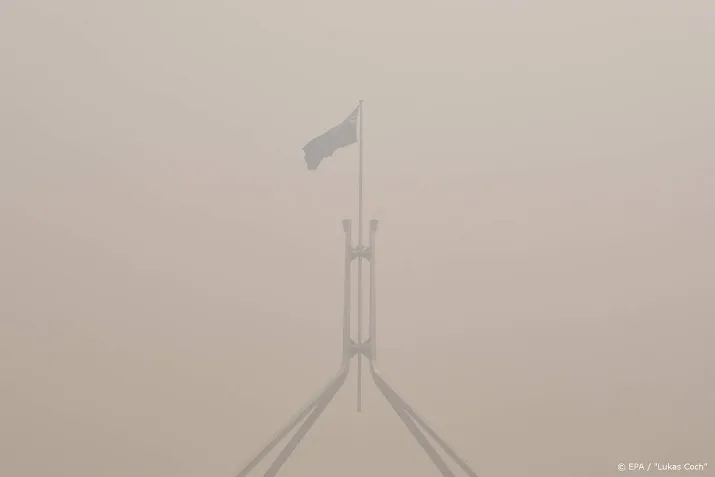 tennistoernooi in canberra verplaatst vanwege bosbranden