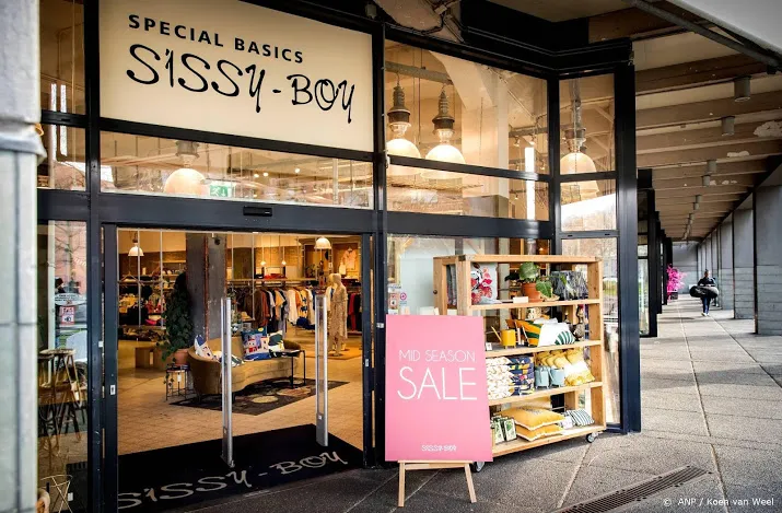 termeer neemt kledingwinkels sissy boy over