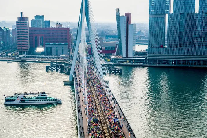 terreurverdachten keken ook naar erasmusbrug