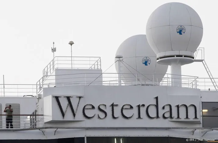 teruggekeerde nederlanders van cruiseschip in contact met ggd