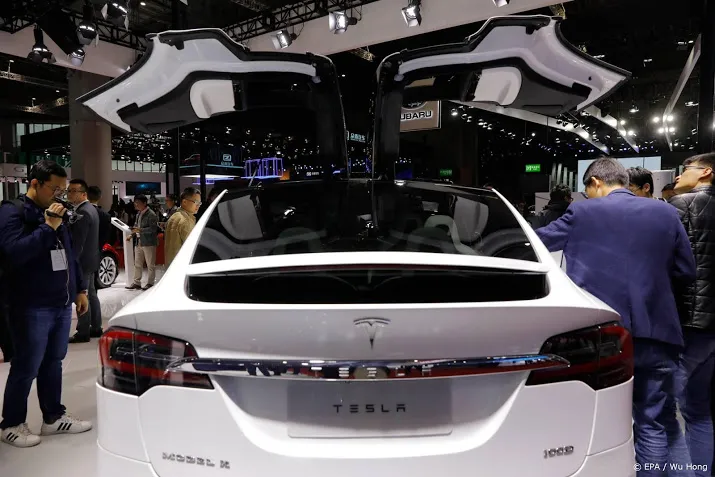 tesla boekt stevig kwartaalverlies