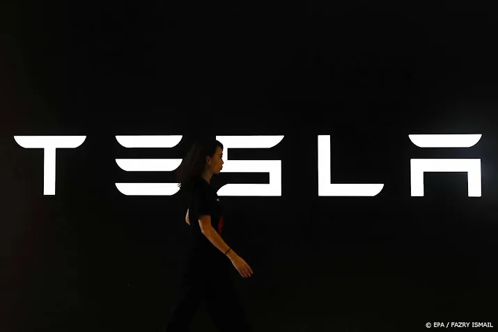 tesla en netflix verder omlaag op wall street na koersval