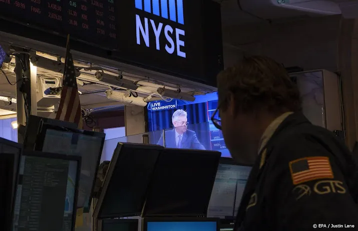 tesla hard omhoog op wall street terwijl musk getuigt in rechtbank