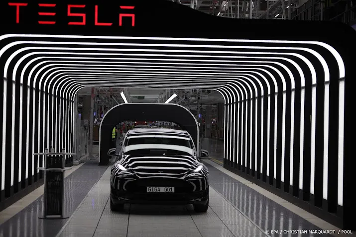 tesla leverde minder autos af in tweede kwartaal