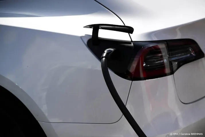 tesla overwoog om in china gemaakte autos naar vs te halen