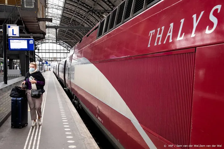 thalys krijgt treinen niet vol en snijdt in aanbod
