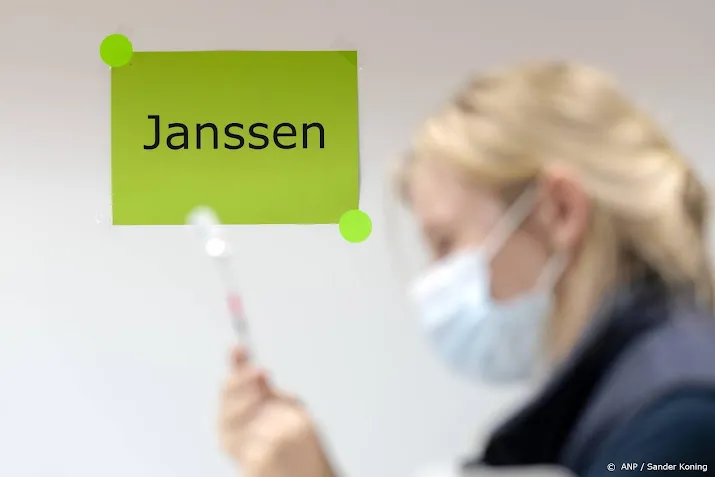 the new york times janssen tijdelijk gestopt met maken vaccin