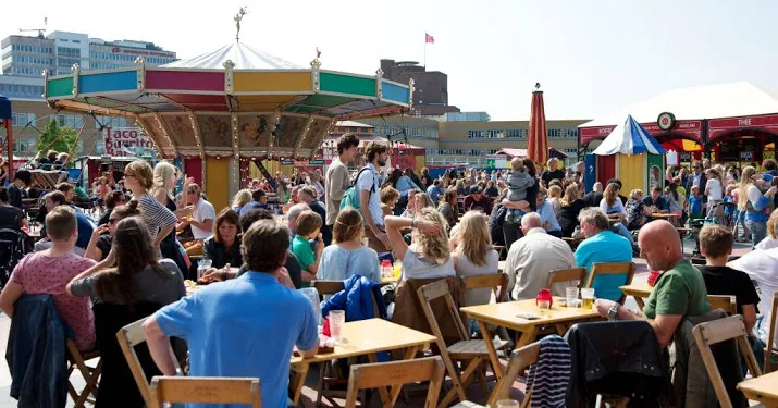 theaterfestival parade trok 231 000 bezoekers