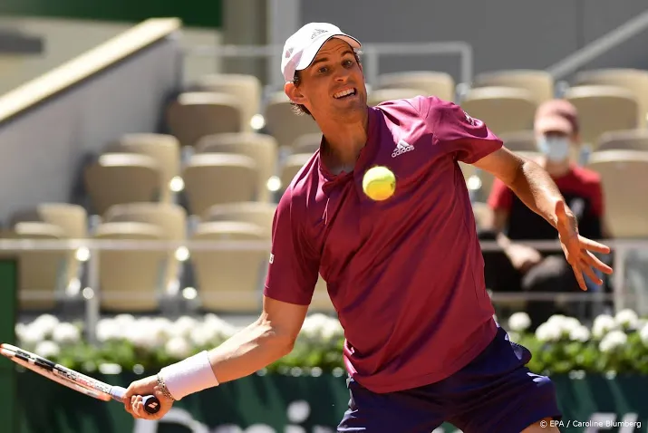 thiem al in openingsronde uitgeschakeld op roland garros