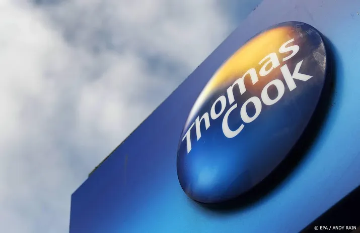thomas cook 10 000 nederlanders met vakantie