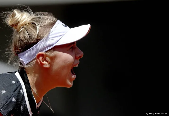 tiener anisimova stunt met uitschakeling halep
