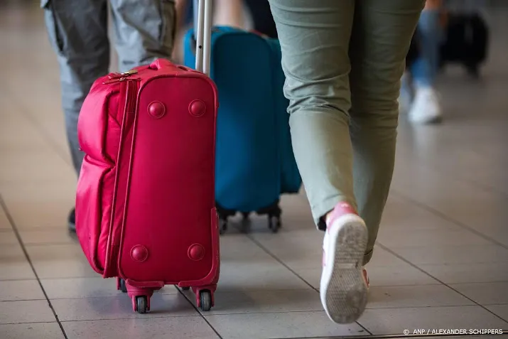 tientallen reisorganisaties naar rechter om reisadviezen overheid