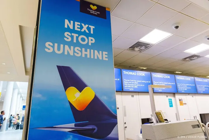 tientallen thomas cook gedupeerden toch op reis