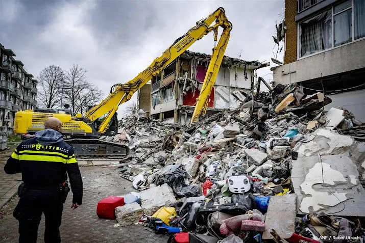tientallen tips explosie rotterdam na opsporing verzocht