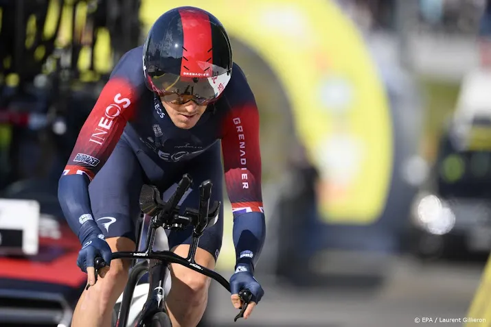 tijdstraf voor favoriet thomas in ronde van romandie