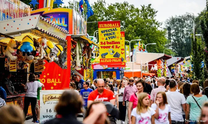 tilburgse kermis trapt weer af